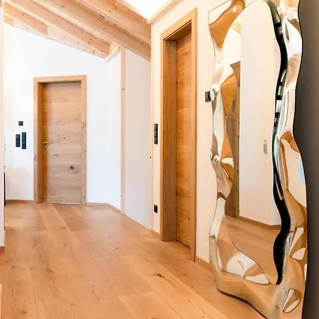 Апартаменти Montana Гарміш-Партенкірхен