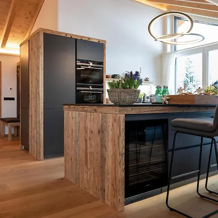 Montana * Гарміш-Партенкірхен